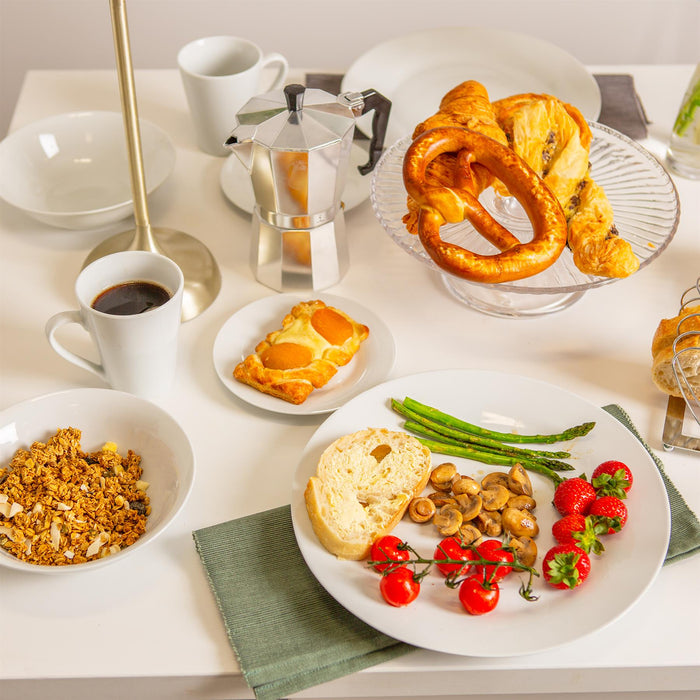 18pc White Porcelain Dinner Set