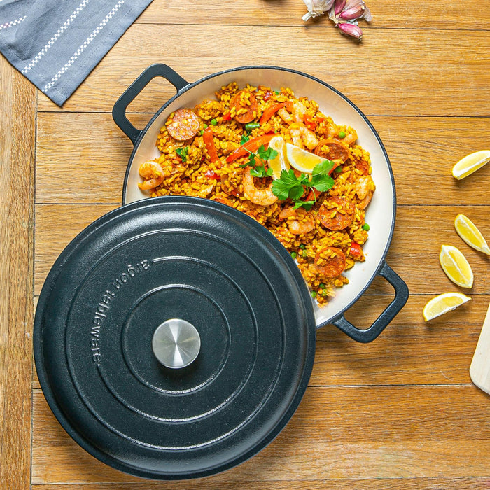 2.3L Matt Black Cast Iron Shallow Casserole Dish