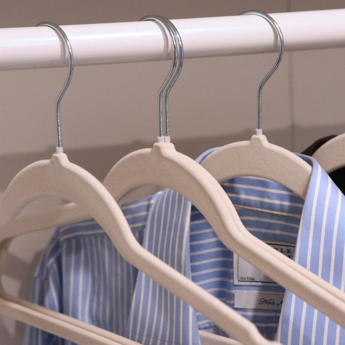 Non-Slip Ivory Velvet Hangers - 45cm - Pack of 25
