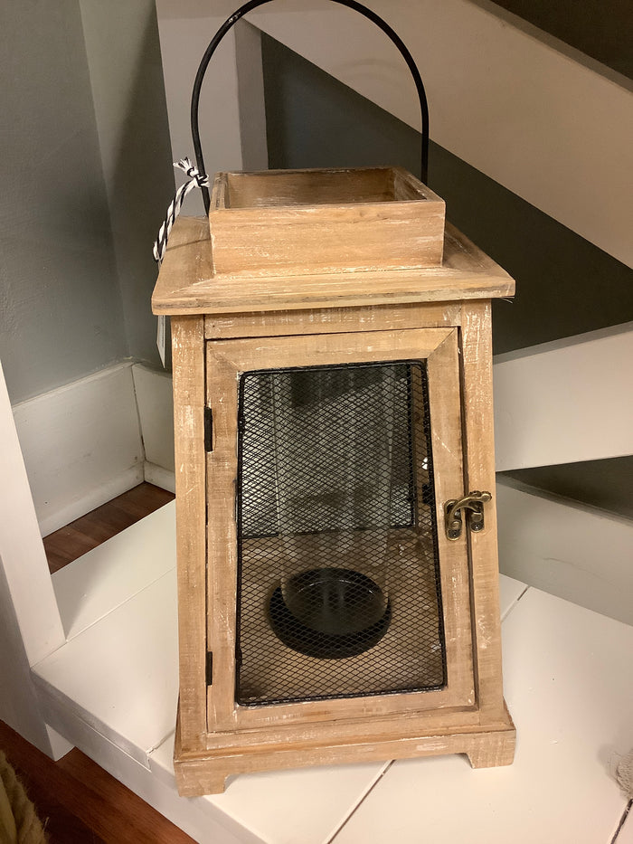 Sandalwood mesh lantern