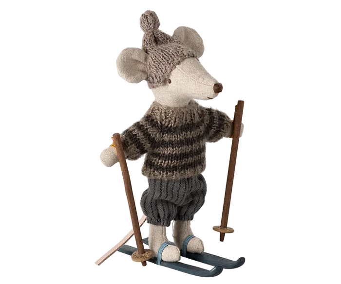 Winter Mouse, Big Brother with Ski Set